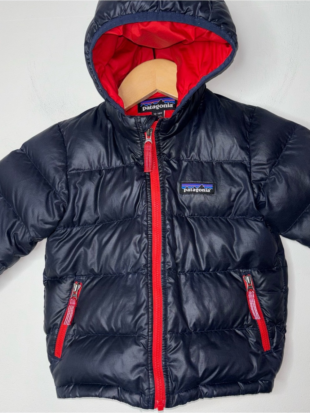 Patagonia Baby Hi-Loft Down Sweater Hooded Jacket Navy Blue 12-18M Puffer Coat